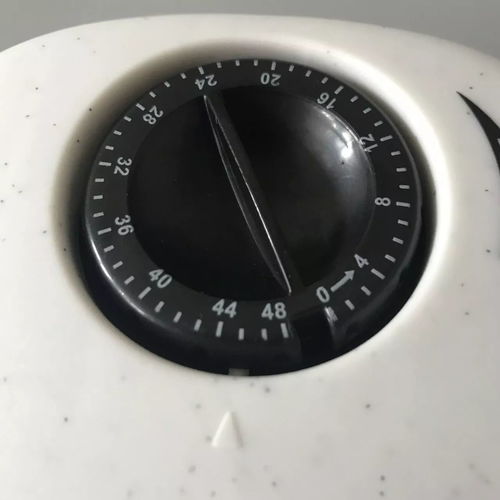 评测 | 宠物可定时自动喂食器 比鸡肋更索然无味的计时陷阱